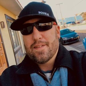 Meet your Posher, Jason